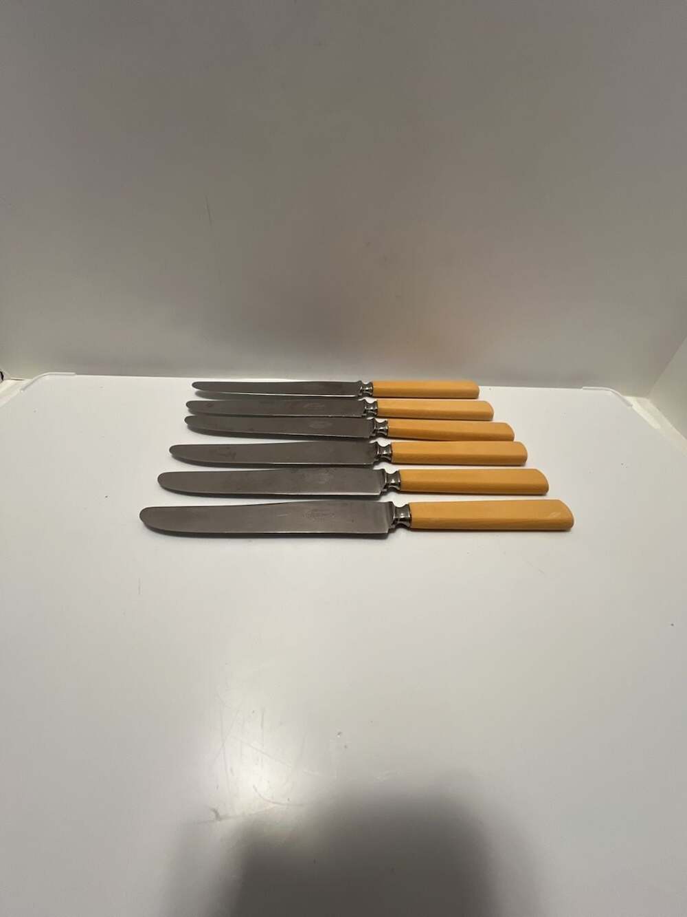 Failor-Martin Set of 6 Non-Stain Steel Knives Yellow Handles